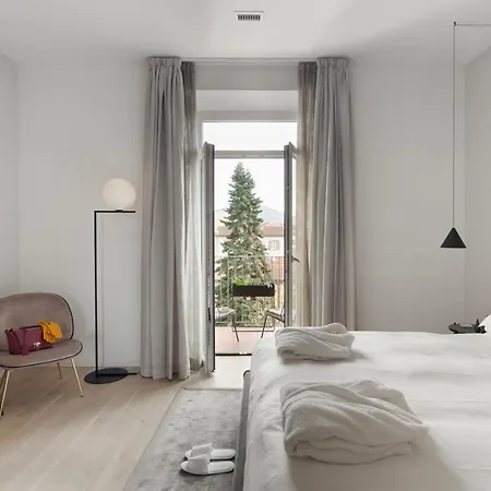 Hotel apartamentowy Domux Matteotti 56 Florencja